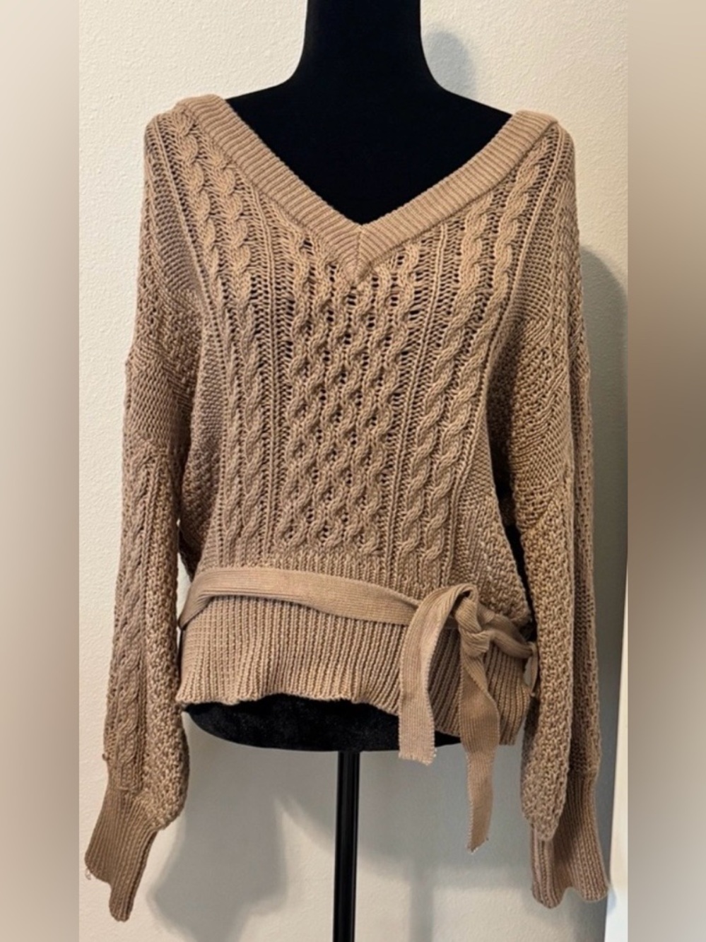 Guess Cable Knit Tie Waist V-Neck Sweater Tan Beige M